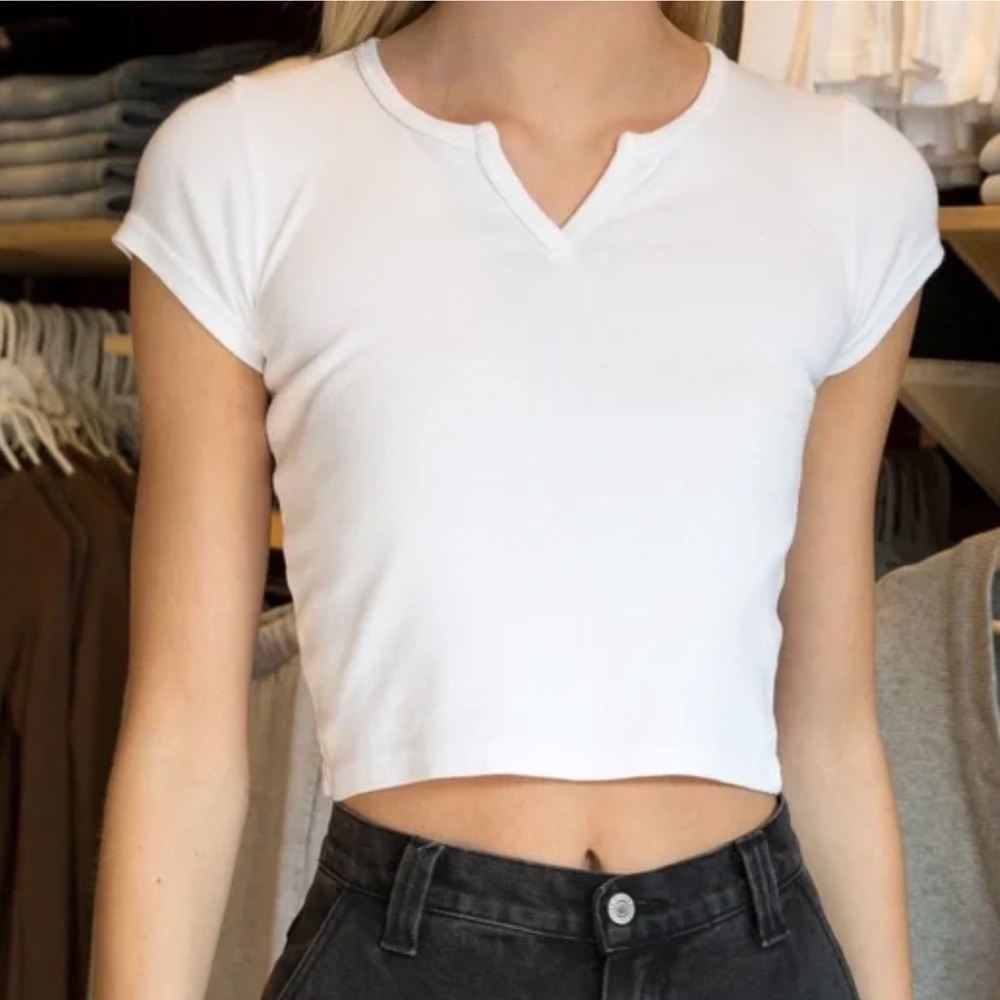 Brandy Melville Short Sleeve White Crop Top